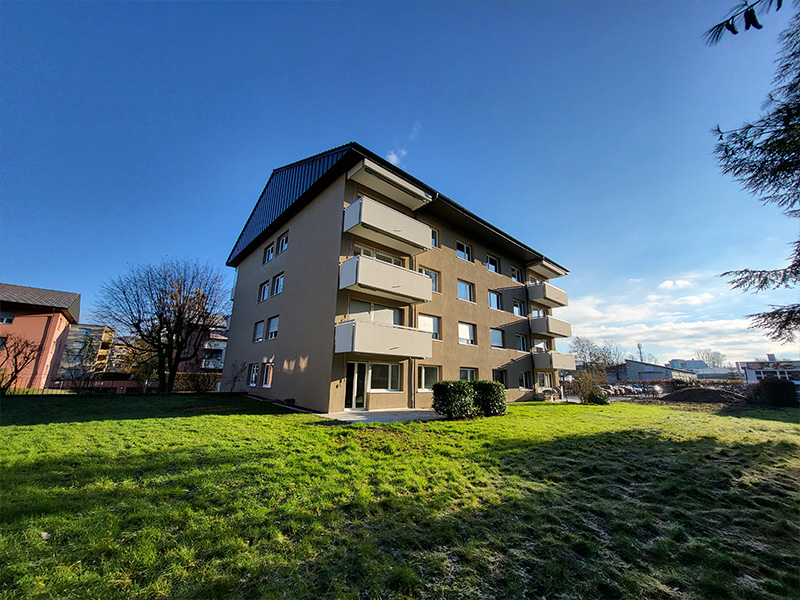 2023 umfassend saniertes Mehrfamilienhaus